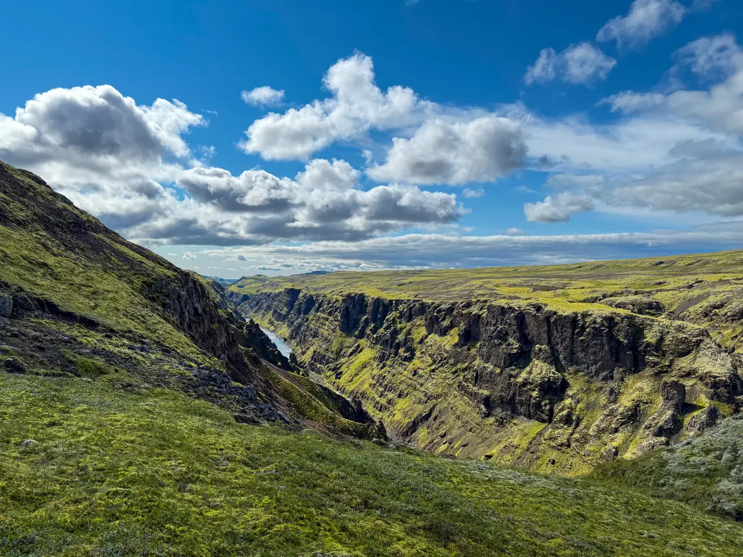 The canyon of Laxárgljúfur cutting through the heath